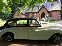 Classic Austin Princess wedding car in Mansfield